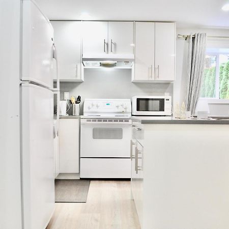 Stylish 1 Bedroom Suite In North Vancouver 10 Mins Ski Kültér fotó
